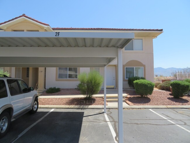 covered carport - 700 Aztec Cir