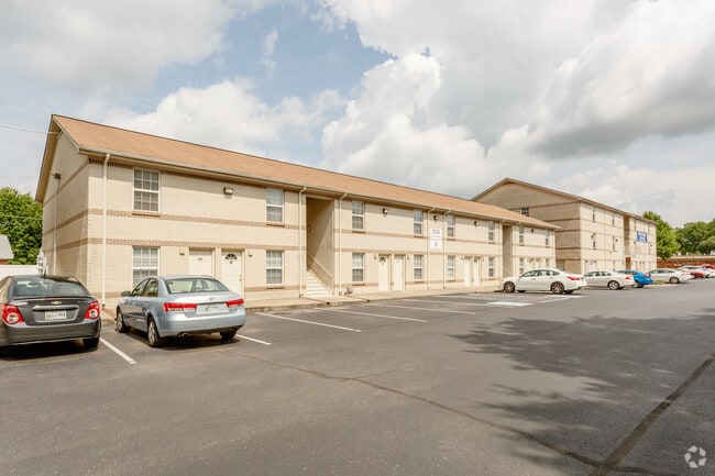 Building Photo - University Pointe Apartments - Utilities Incl