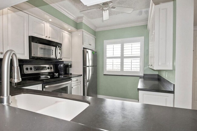 Photo - 1001 Seafarer Cir Apartment