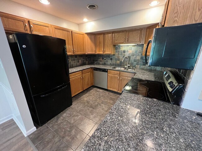 Foto del edificio - 1248 Timber View Dr