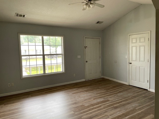 Building Photo - 1110 Roberts Dr