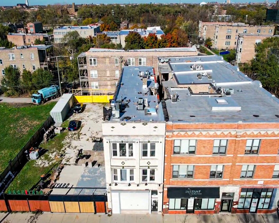 Primary Photo - 2838 W Roosevelt Rd