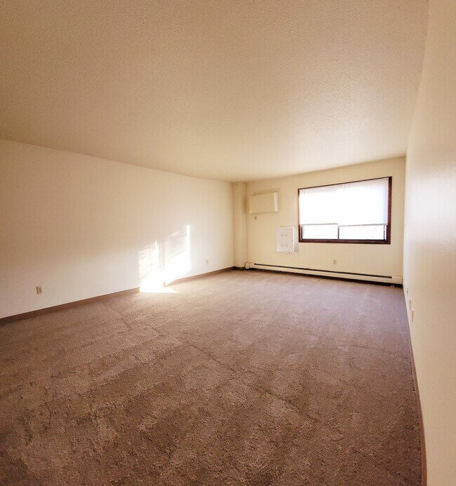 Foto del edificio - Blue Ridge Apartments & Townhomes