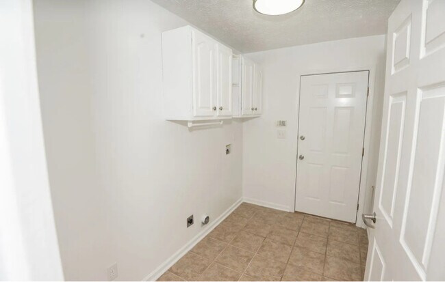 Foto del edificio - 7337 Heathermoore Loop