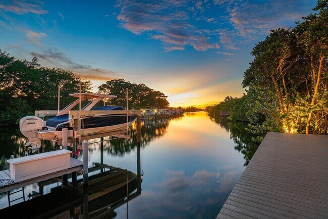 Foto del edificio - 598 Anchorage Dr