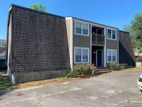 Building Photo - 210 N Ross St