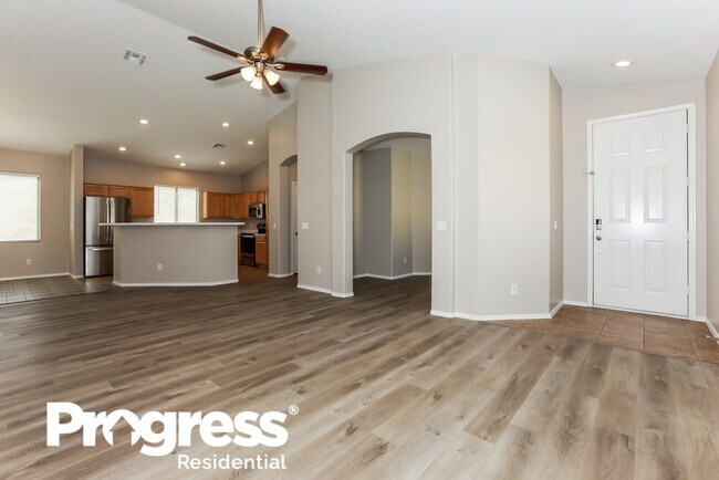 Foto del edificio - 4101 S Vineyard Ave