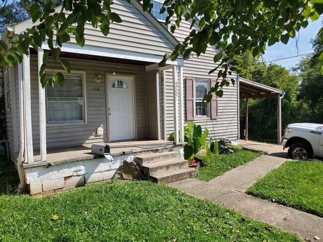 Foto del edificio - 3 bdrm 1 ba House for Rent Leeward Ave. Rent:$750