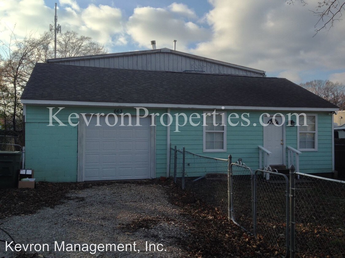 Foto principal - 661 Philadelphia St