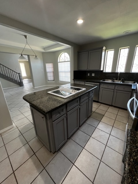 Building Photo - 201 San Saba St