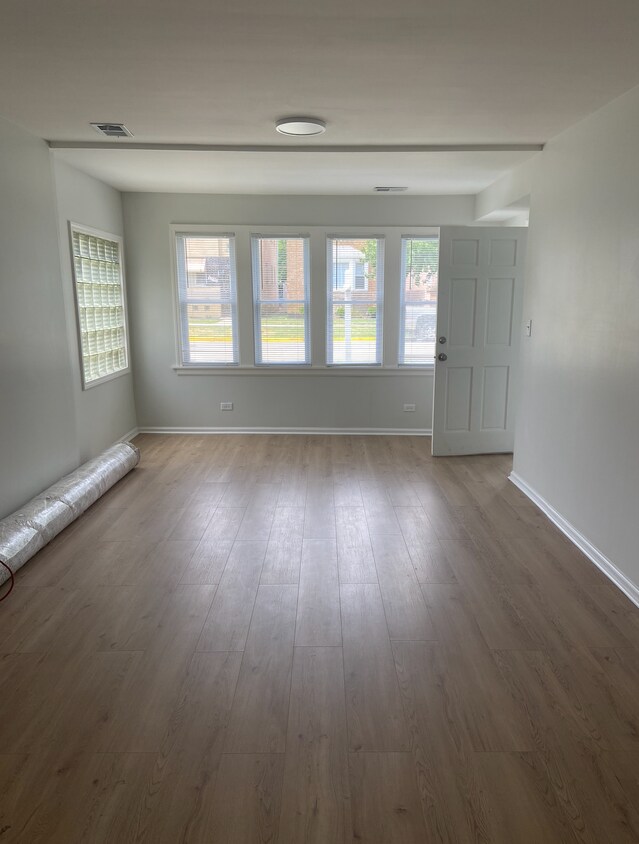 1229 Home Ave, Berwyn, IL 60402 1229 Home Ave Berwyn, IL Apartments