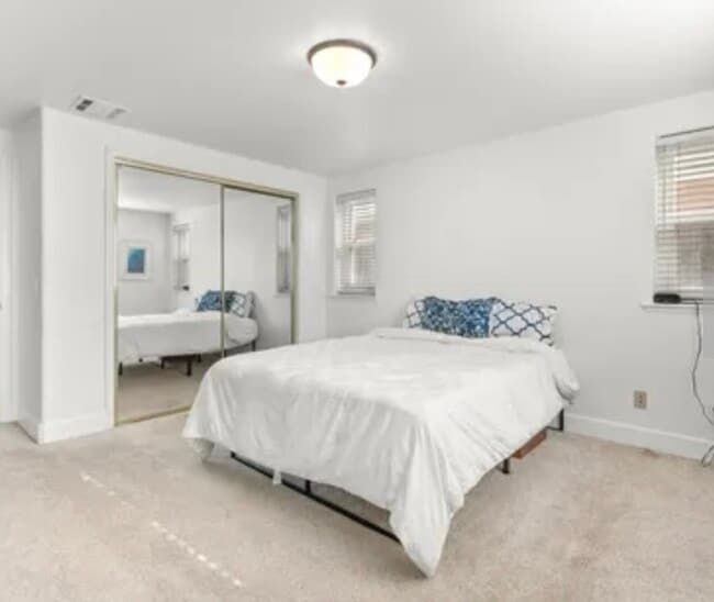 Bedroom w/ closet space - 5138 Outrigger Way