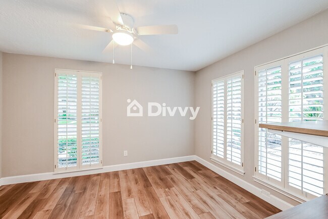 Building Photo - 11818 Oakcroft Dr