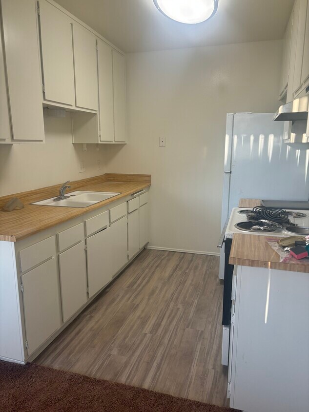 Foto principal - 345 I St