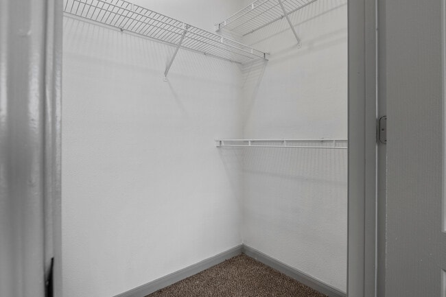 Building Photo - Villas at Rogers Ranch