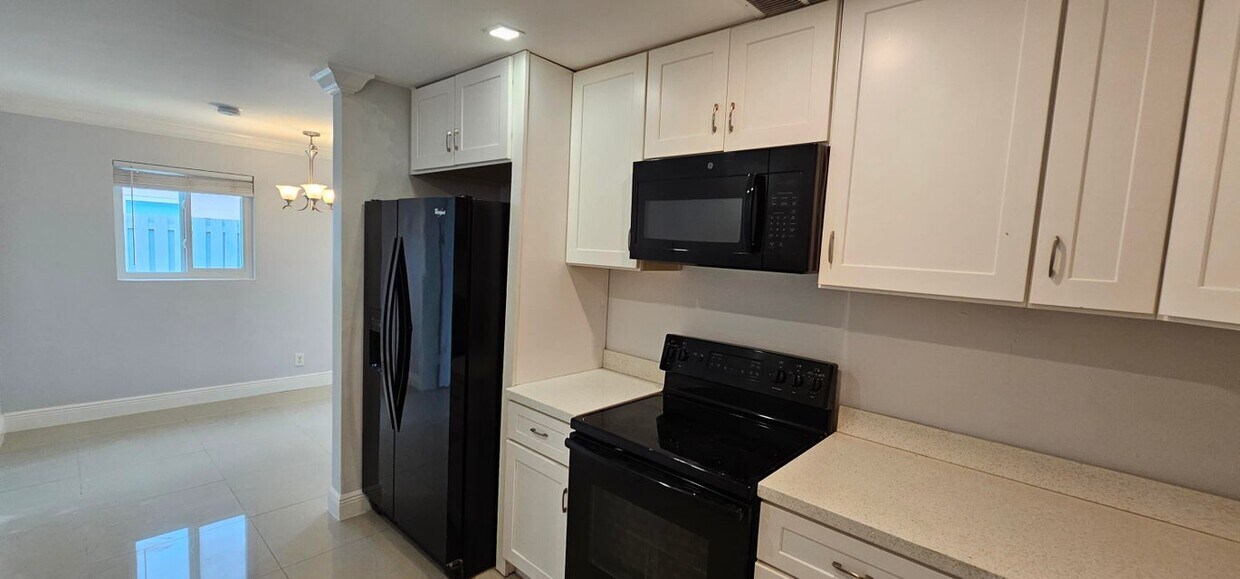 Foto principal - 1308 NW 2nd St