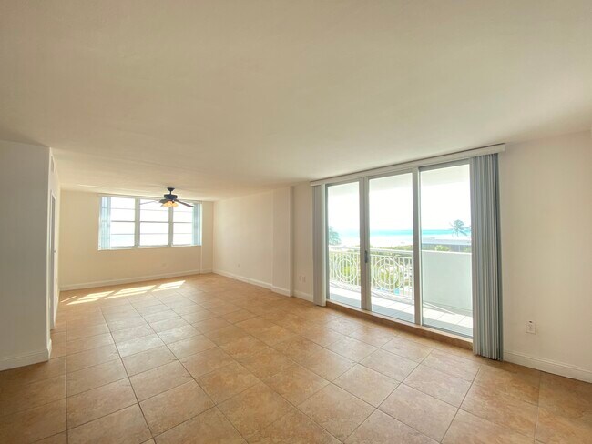 Foto del edificio - 5825 Collins Ave