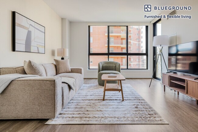 Foto del edificio - 3444 Fairfax Dr