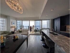 Building Photo - 1500 Martin St