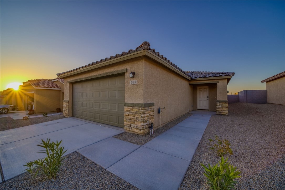 Primary Photo - 2469 Pesuna Dr