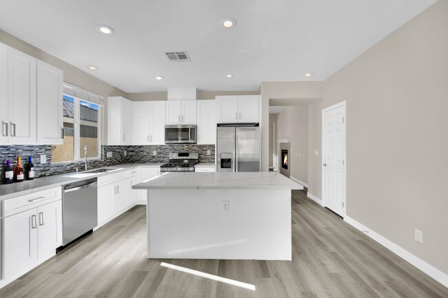 Building Photo - 7752 Sundial Peak St