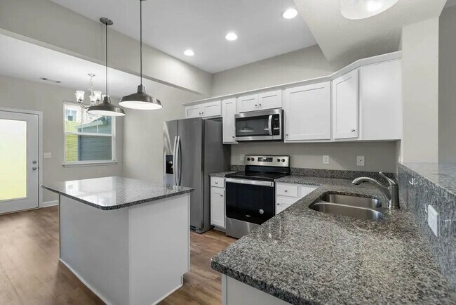 Building Photo - 1382 Rural Hill Rd