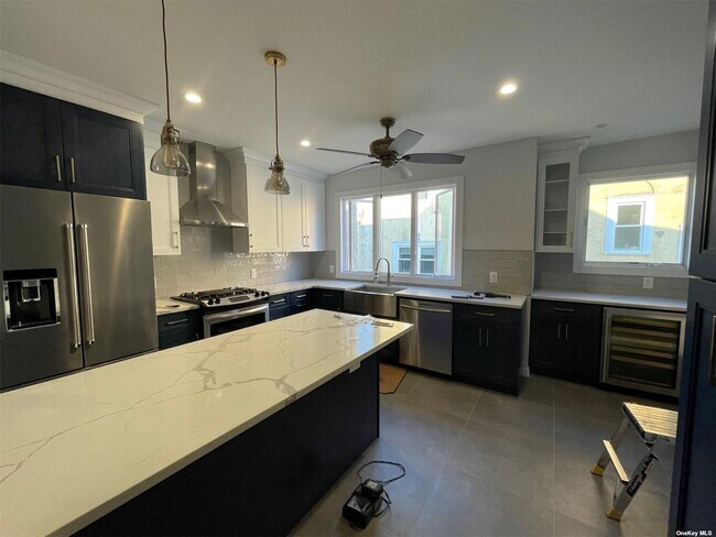 Foto del edificio - 45 W Penn St