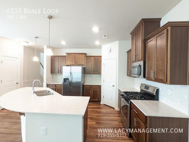Building Photo - 6139 Beale Loop