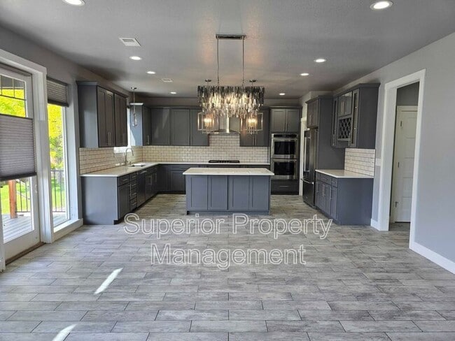 Building Photo - 803 Imperial Ct
