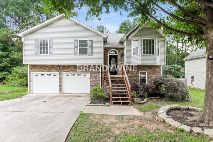 Primary Photo - 208 West Bridge Dr
