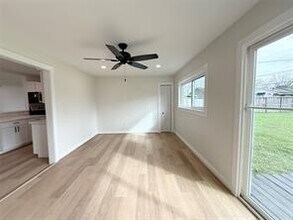 Building Photo - 2116 Garvey Dr