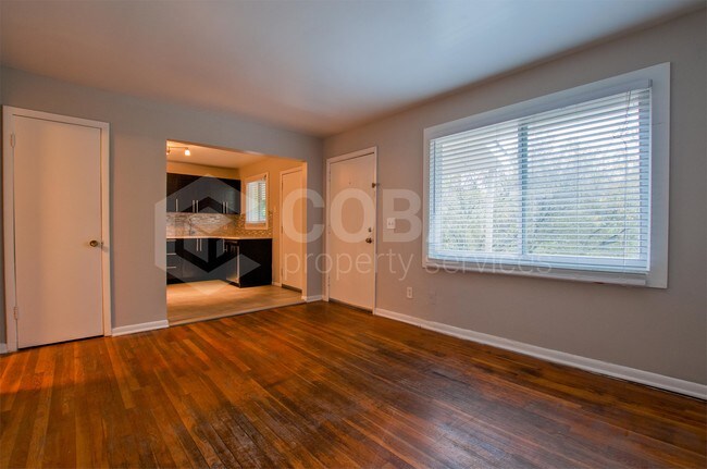 Building Photo - 1164 Alta Ave NE