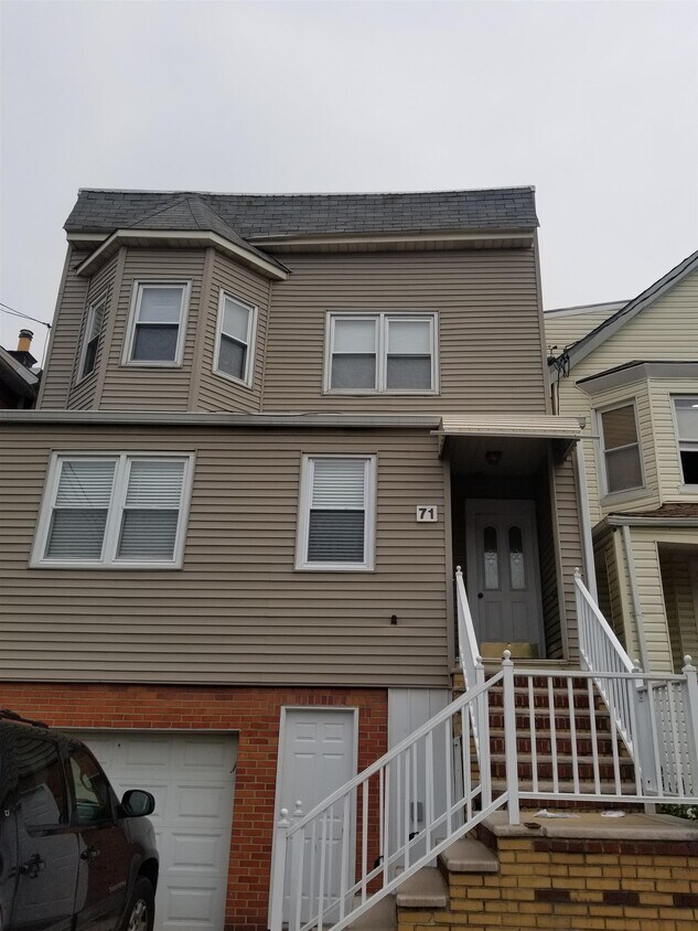 71 W 26th St Unit 3FRONT, Bayonne, NJ 07002 Condo for Rent in Bayonne