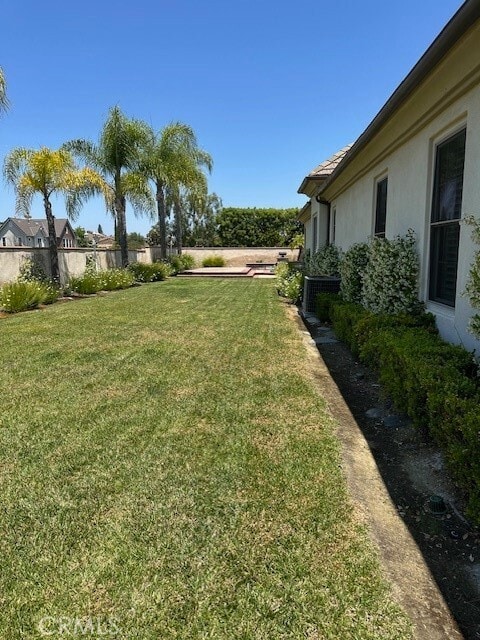 Building Photo - 25351 Mustang Dr