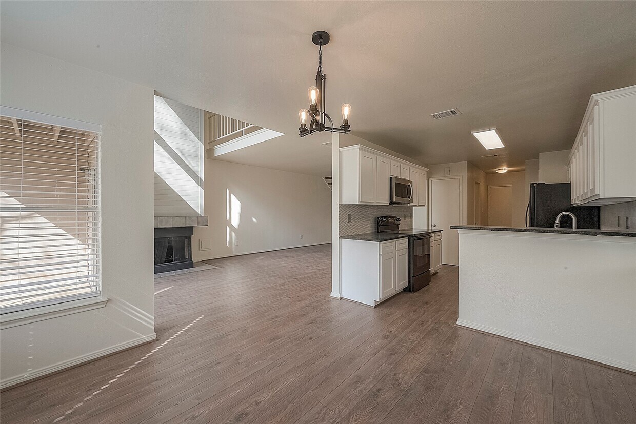 Foto del edificio - 13 Lakeridge Dr