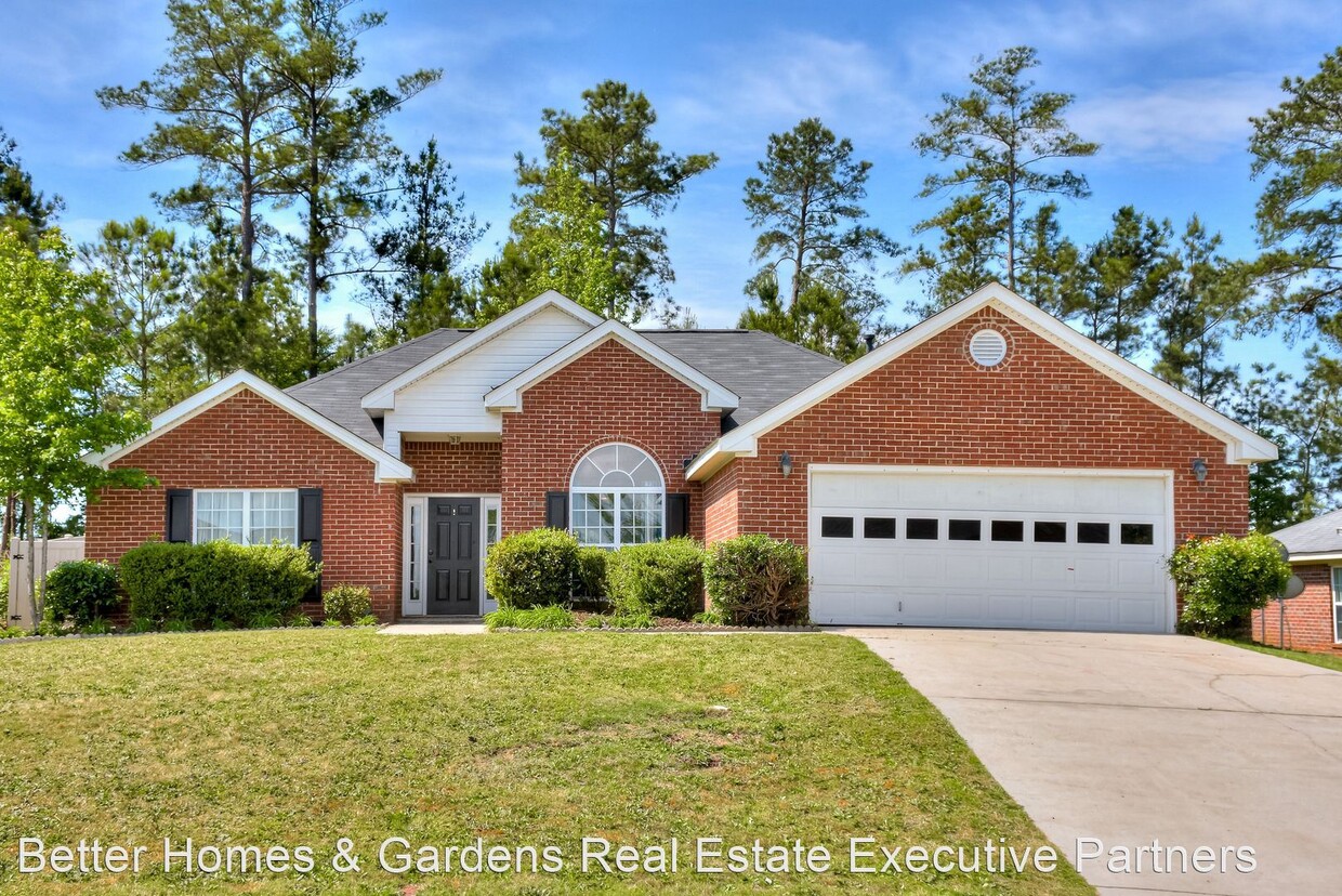 Primary Photo - 4 br, 2 bath House - 1305 Royal Oak Dr