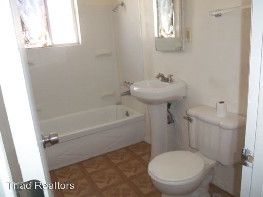 Building Photo - 73766 Sunnyslope Dr