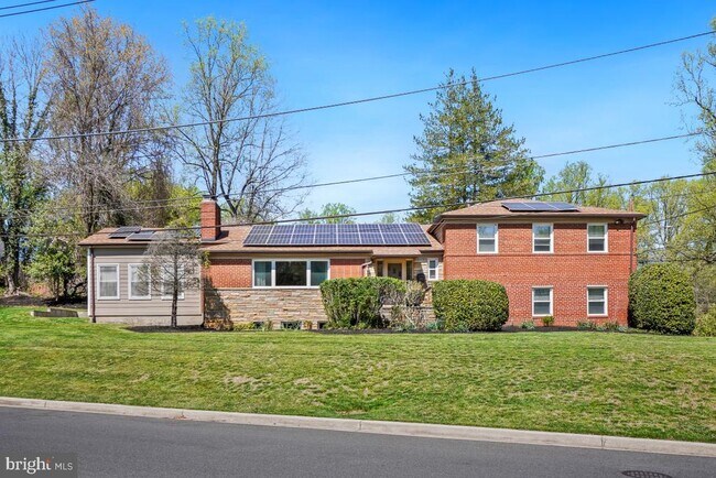 Foto del edificio - 1801 Primrose Rd NW