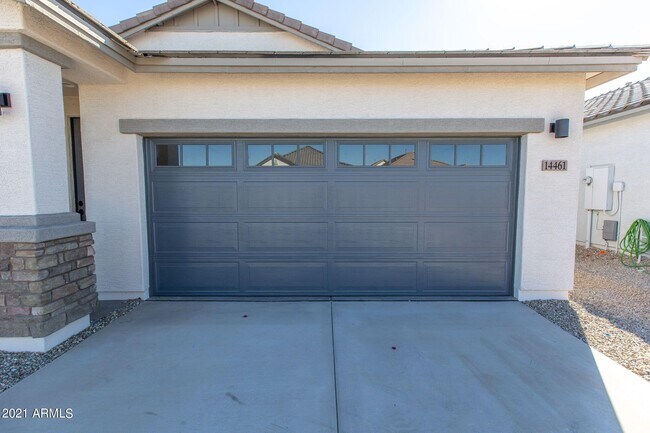 Building Photo - 14461 West El Cortez Pl