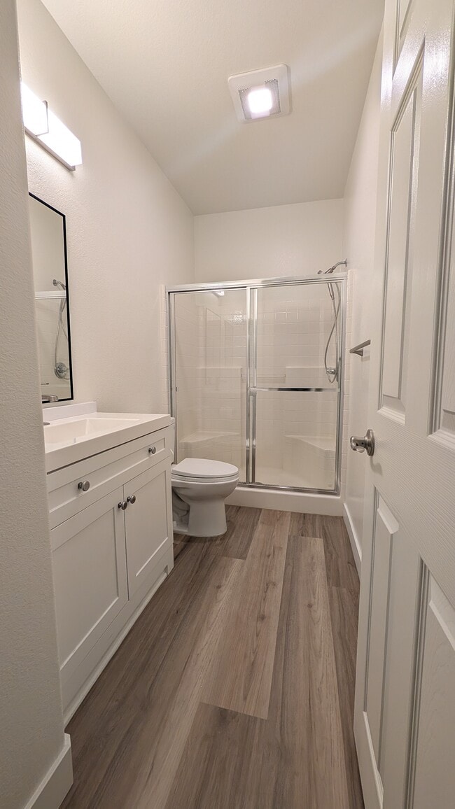 Building Photo - 9476 Questa Pointe