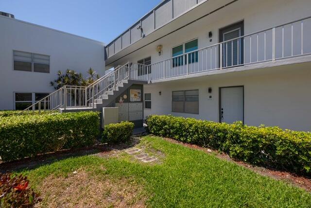 Building Photo - 394 Normandy Ln