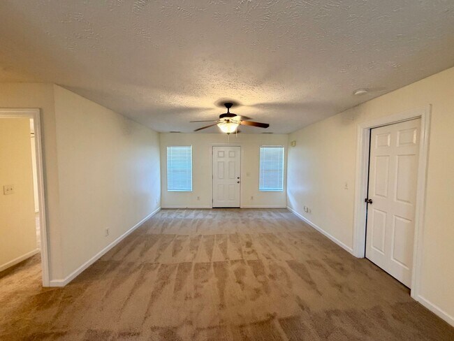Building Photo - 1516 Destiny Dr