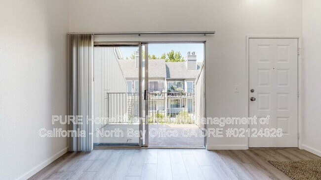 Foto del edificio - 1450 E Cotati Ave