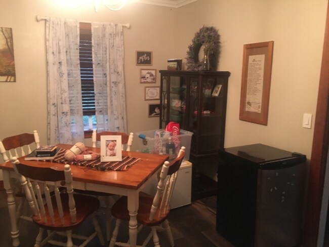 Foto del edificio - 4950 Elm St