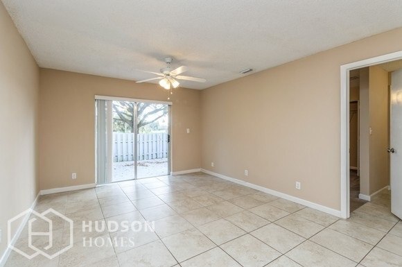 Building Photo - 8048 NW 41st Ct