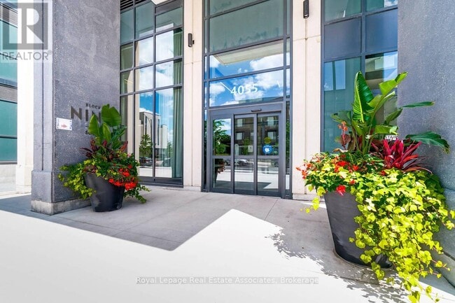 Building Photo - 4055 Parkside Village Dr