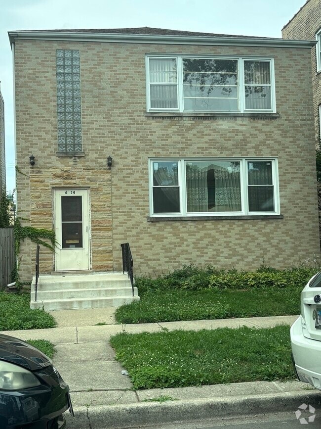 Building Photo - 6214 N Francisco Ave