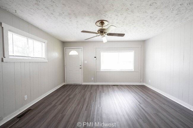 Foto del edificio - 3748 N Hawthorne Ln