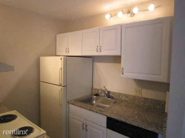 Building Photo - 5 Crossings Cir