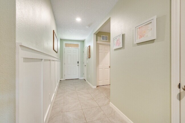 Building Photo - 4BR/2BA home located in Harvest Landing